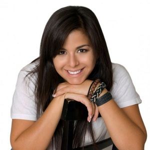 Meet your Posher, Ximena